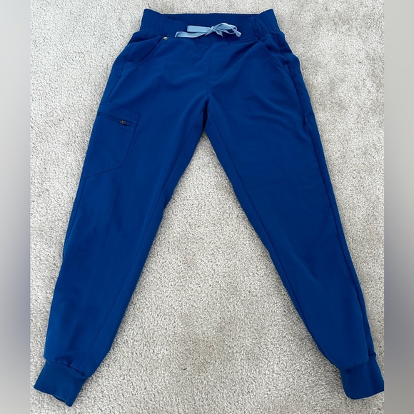 Figs Zamora - Size small; jogger leggings - Picture 1 of 4
